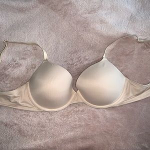 VS beige bra